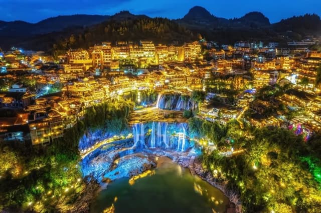 ทัวร์ เมืองฝูหรงเจิ้น Furong Town